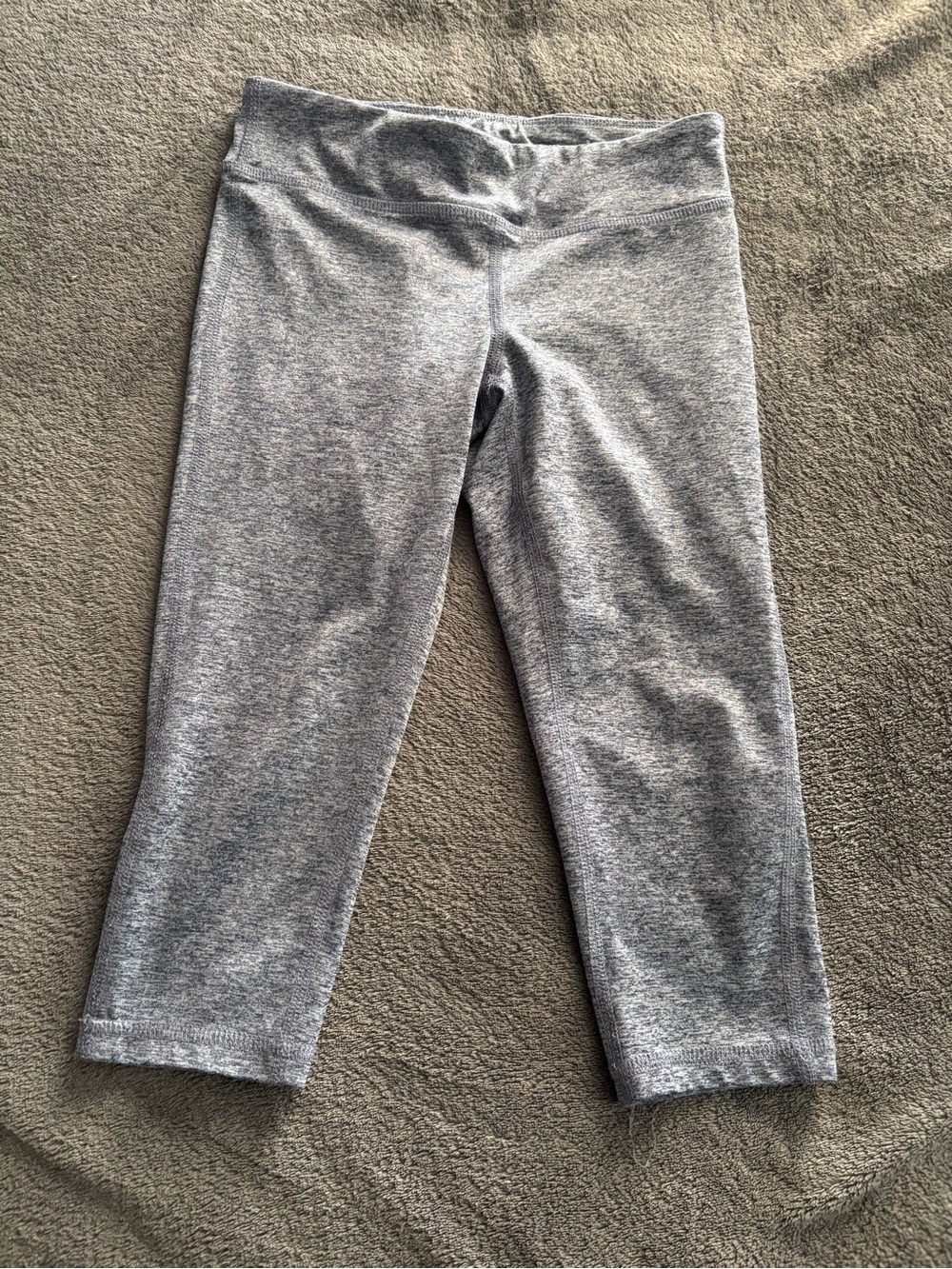 Ideology Heather Blue Capri Athletic Leggings from Macy’s